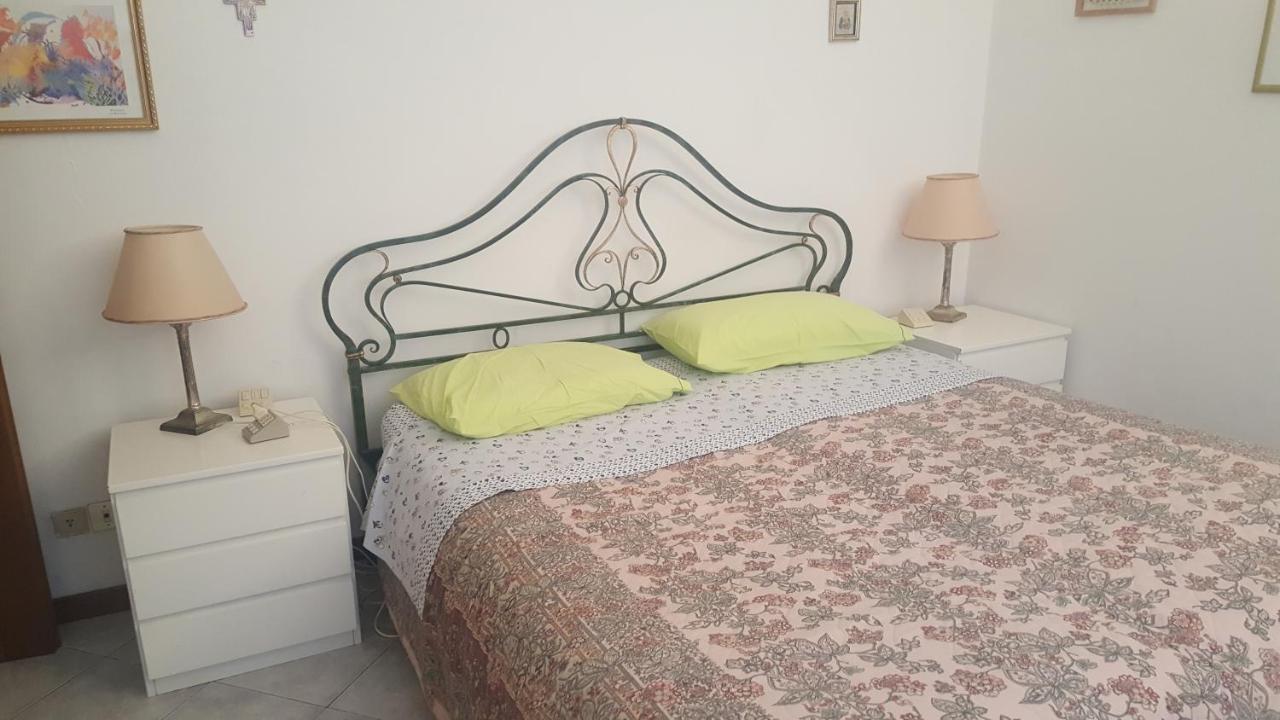 Casa Roberta E Gilberto Appartement Bologna Buitenkant foto